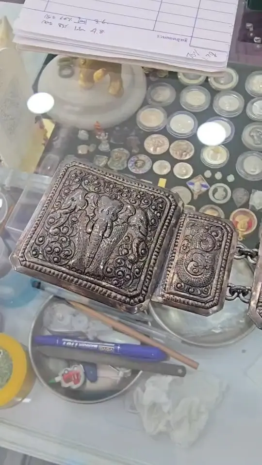 ตลับเงินโบราณ ของสะสม